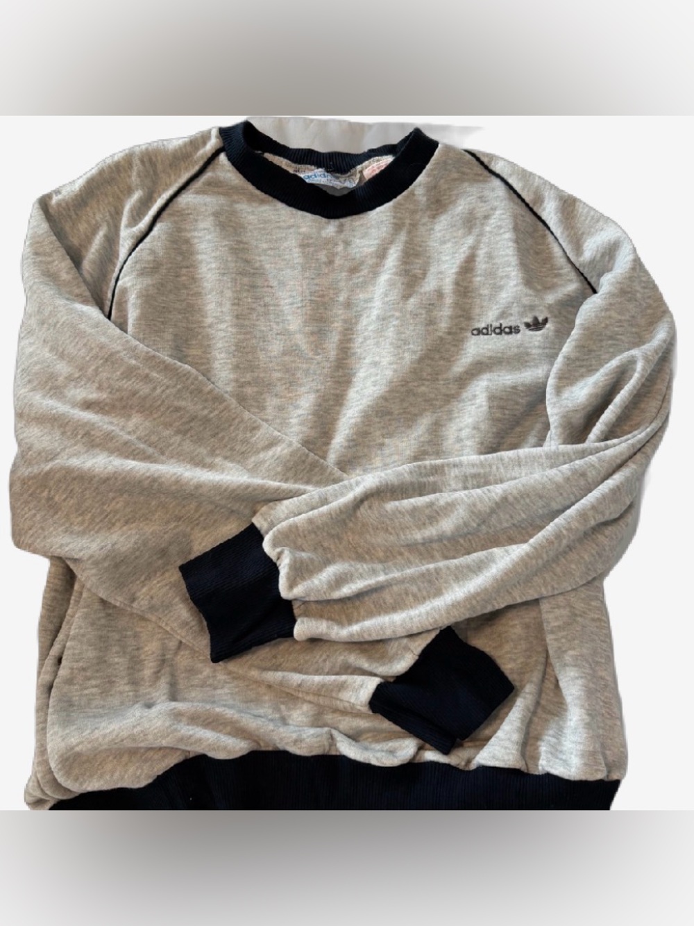 Vintage Adidas Light Gray Sweatshirt with Navy Ribbed Cuffs